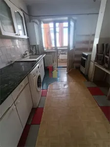 Decomandat 3  camere, 70mp zona Obor - Braila