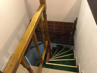 Apartament 2 camere, pe 2 nivele, cu mica gradina, Centrul Istoric, Brasov - foto 4