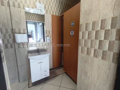 Resita Chirie Spatiu Comercial Zona Posta - foto 5