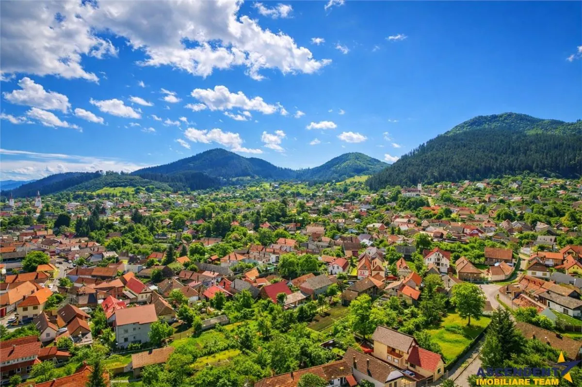 Casa sub aripa padurii, 1.750 teren roditor, Central, Sacele, Brasov - foto 13