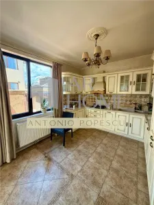 Casa 4 camere P+1E, in Ploiesti, zona Albert. - foto 10