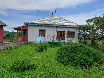 Casa cu teren in Malini - Malini