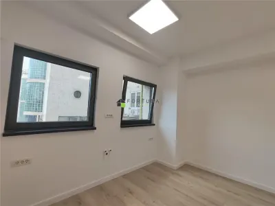 Spatiu comercial Centrul Civic - foto 9