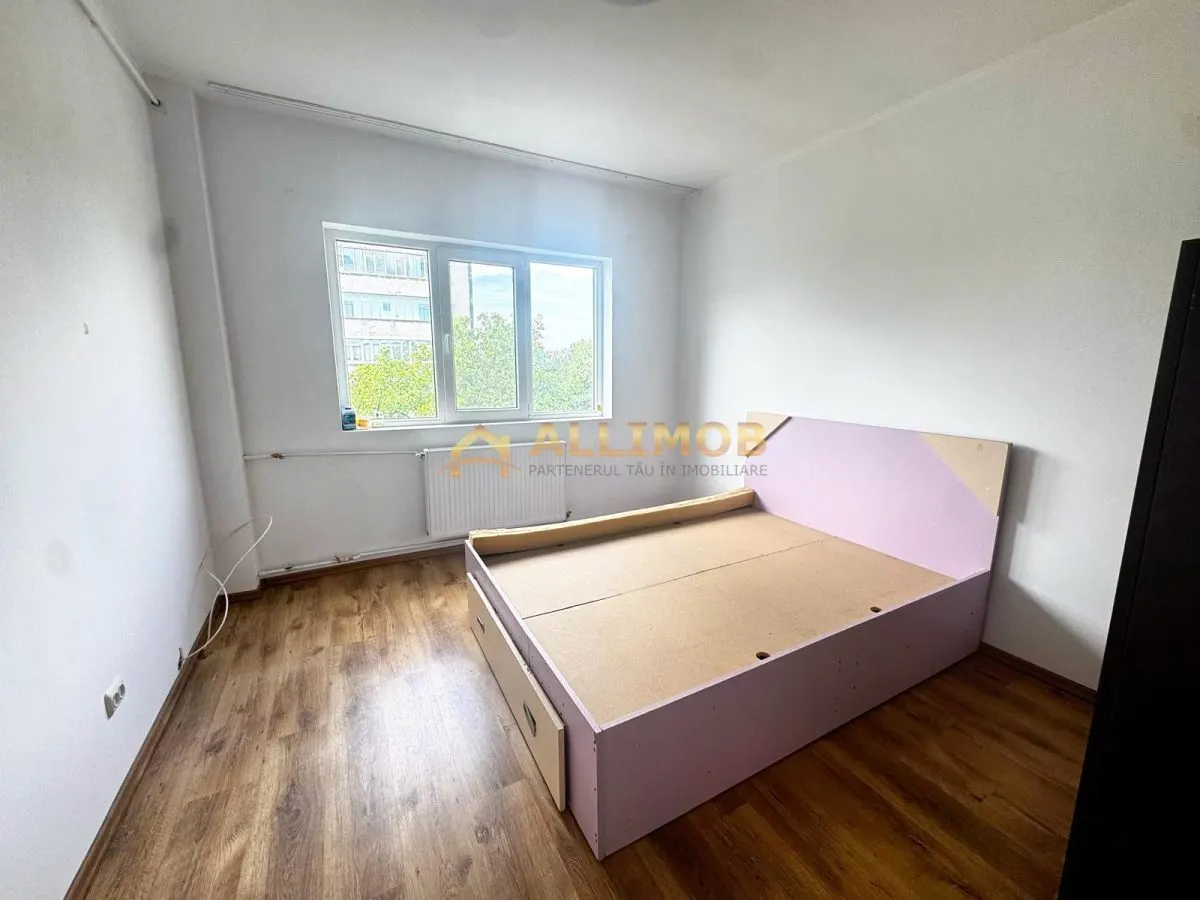 Apartament 2 camere de vanzare in Ploiesti Nord – zona excelenta, aproape de scoli si puncte de interes – 49.900 € - foto 11