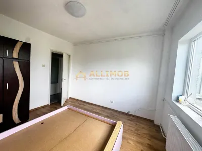 Apartament 2 camere de vanzare in Ploiesti Nord – zona excelenta, aproape de scoli si puncte de interes – 49.900 € - foto 3