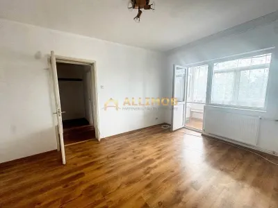 Apartament 2 camere de vanzare in Ploiesti Nord – zona excelenta, aproape de scoli si puncte de interes – 49.900 € - foto 7