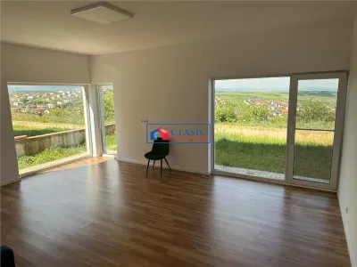 Vanzare parte duplex modern cu 4 camere 120 mp si teren 250 mp in Dezmir - Cluj-Napoca