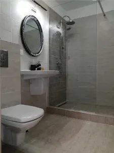 Ghiroda - 2 Camere - Decomandat - Parter - 2 Bai - Centrala Proprie - Ghiroda