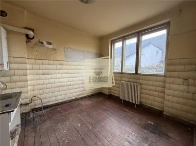 Apartament la casa 150 mpu cu 4 camere curte 150mp Piata Cibin - foto 9