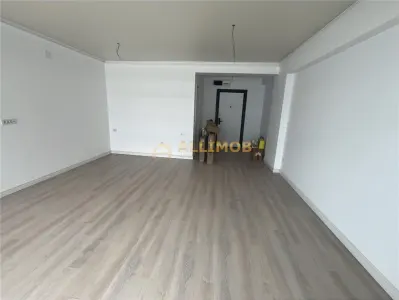 Studio dublu cu vedere la mare, etaj 8 – White Titanic, Mamaia Nord, mobilat complet - foto 2