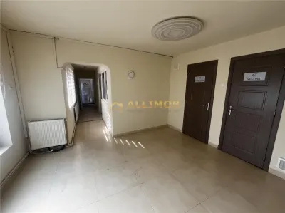 Oferta unica– spatiu cabinete si clinici, 180 mp, parter + etaj, renovat complet - foto 4