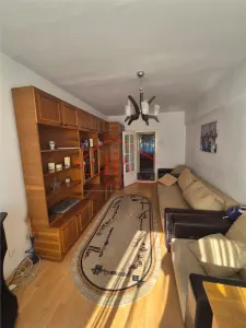 Apartament de vanzare, 3 camere decomandat. Strada Maramuresului, Cluj-Napoca - Cluj-Napoca