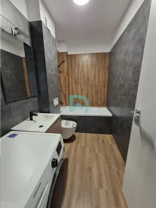 Apartament-penthouse 3 camere Pet Friendly Tractorul, 70 mp - Brasov - foto 8