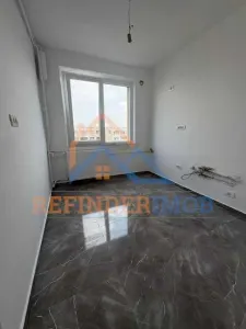Vanzare 2 camere Auchan Titan 52mp - Bucuresti