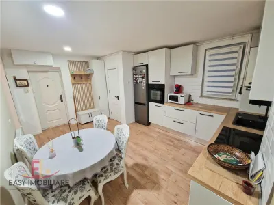Apartament 3 camere, renovat, UMF, Spital, central,  lift,  Targu Mures - foto 4