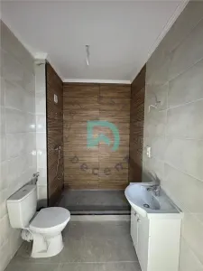 Garsoniera cu gradina proprie 48 mp - SELIMBAR - foto 7