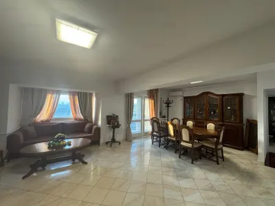 Inchiriere spatiu pentru birou | Piata Alba Iulia | MOBILAT BIROU |  vedere fata | - Bucuresti