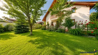 Villa with dual value, 606 sqm land, terraces: premium residence and/or business opportunity, Tractorul, Brasov. - Brasov