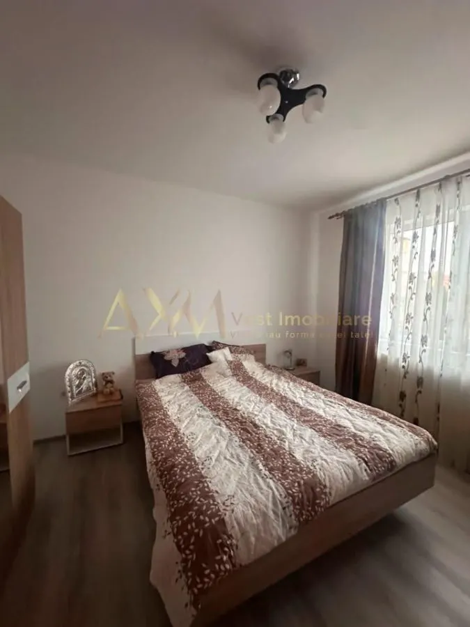 Vanzare apartament 2 camere - foto 12