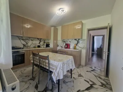 Casa P+M de vanzare Sabareni - foto 5