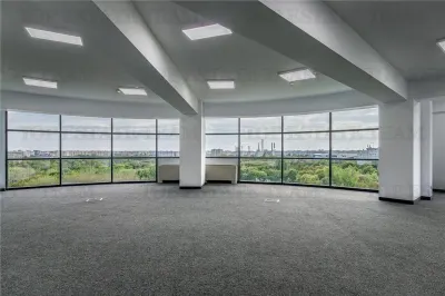 Spatiu comercial  cu view de inchiriat in Sector 3 - foto 4