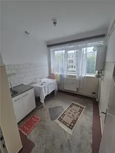 VEZI VIDEO! 2 camere, etaj 3, decomandat, Autogara - Braila