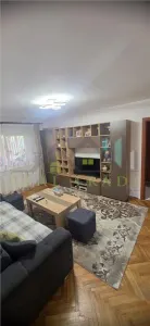 Apartament 3 camere, 2 bai, balcon, 71 mp., zona Gemenii- Saray - Brasov