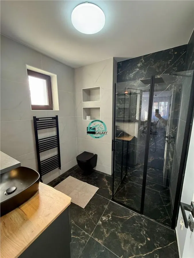 Casa cu 4 camere de inchiriat de 198 mp, moderna, Sancraiu de Mures - foto 7