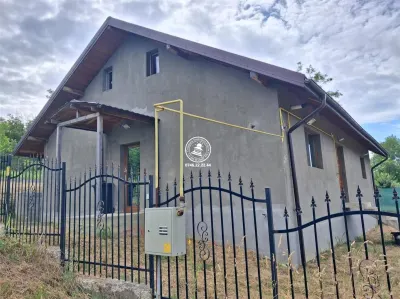 Casa de vanzare Rediu - foto 2