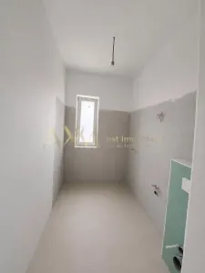 Vanzare apartament 2 camere - foto 6