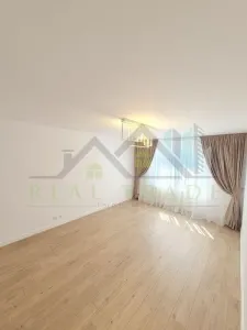 Apartament 2 Camere renovat zona Noua - Brasov