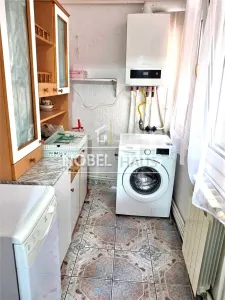 Apartament 2 camere, etajul 1, zona Scoala 8 - foto 4