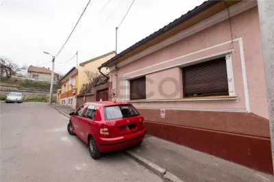 RECO Casa cu 2 camere in zona Centrala - foto 7