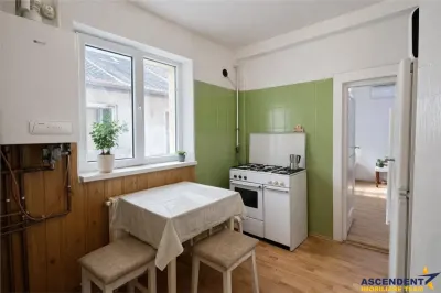 FILM& Tur 3D! Casa cu 4 camere si curte, Central, Targu Mures. - foto 3