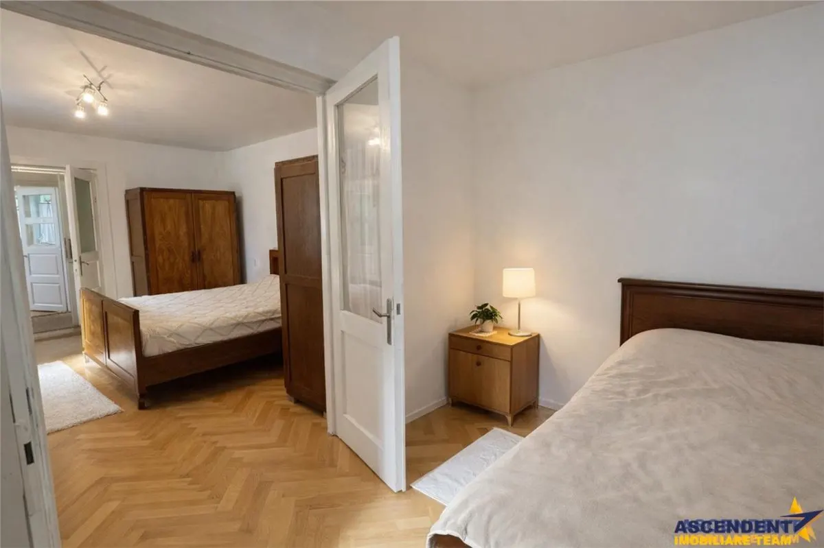 FILM& Tur 3D! Casa cu 4 camere si curte, Central, Targu Mures. - foto 5