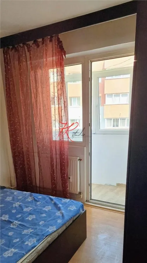 Vanzare apartament 2 camere Teiul Doamnei - foto 1