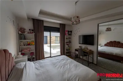 Vila de Lux cu Piscina Infinity-Gheraiesti, Bacau - foto 21