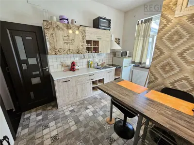 Investitie la cheie in zona centrala! 2 apartamente la casa, transformate in 3 unitati independente cu intrari separate – ideale pentru Airbnb - foto 5