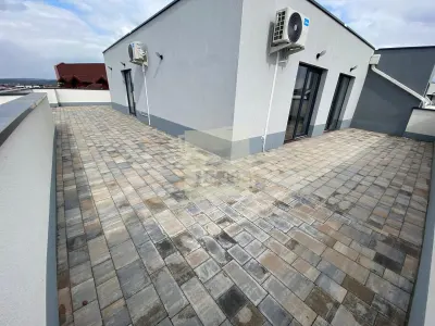 Penthouse de lux cu 3 camere si terasa in zona Kogalniceanu - foto 19