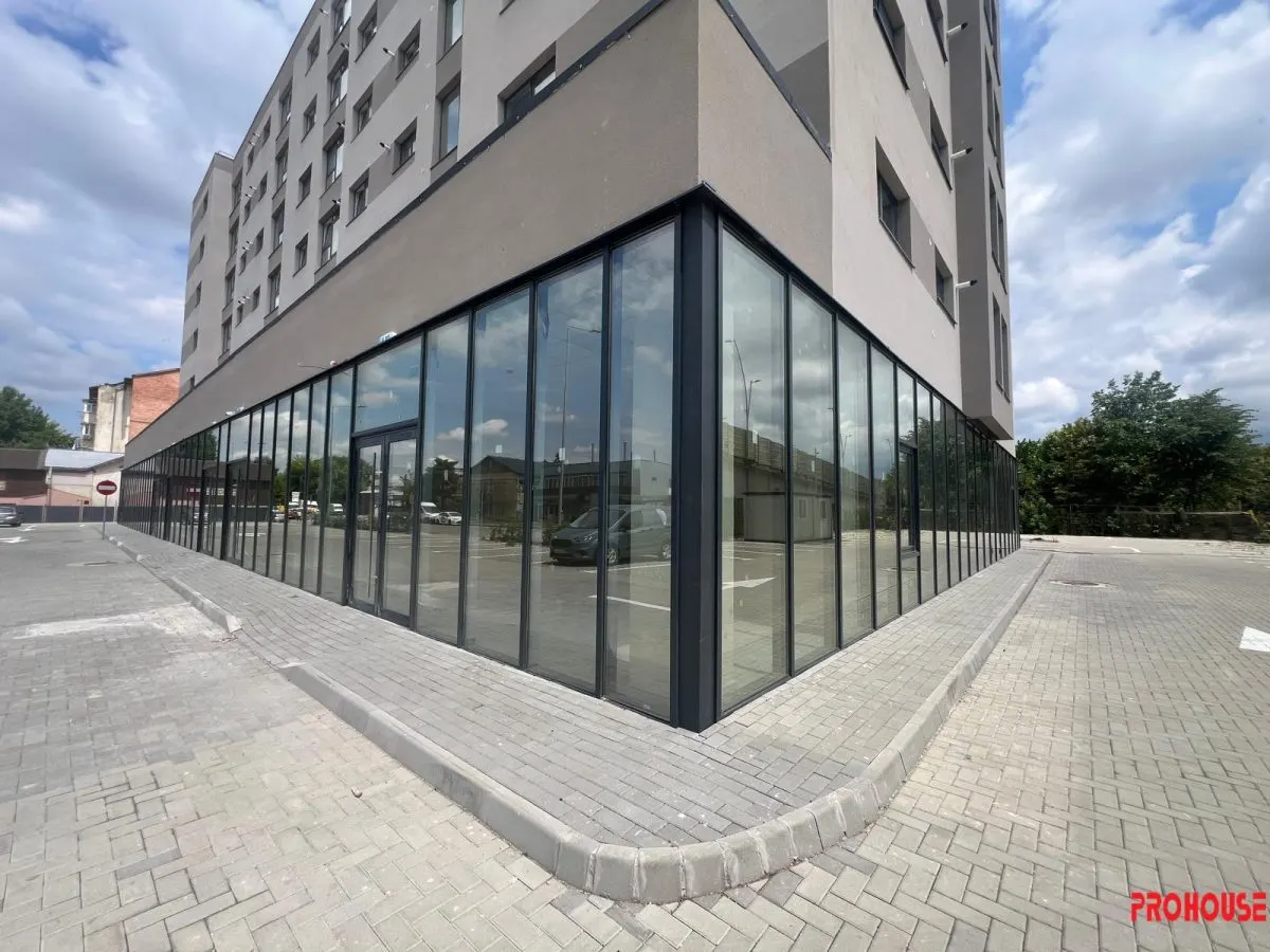 Spațiu comercial modern 155 mp, la cheie, cu două intrări – Bacău - foto 3