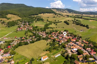 FILM!Doua case traditionale,pe domeniu cu peste 5.000mp teren,Bixad,Covasna - foto 4