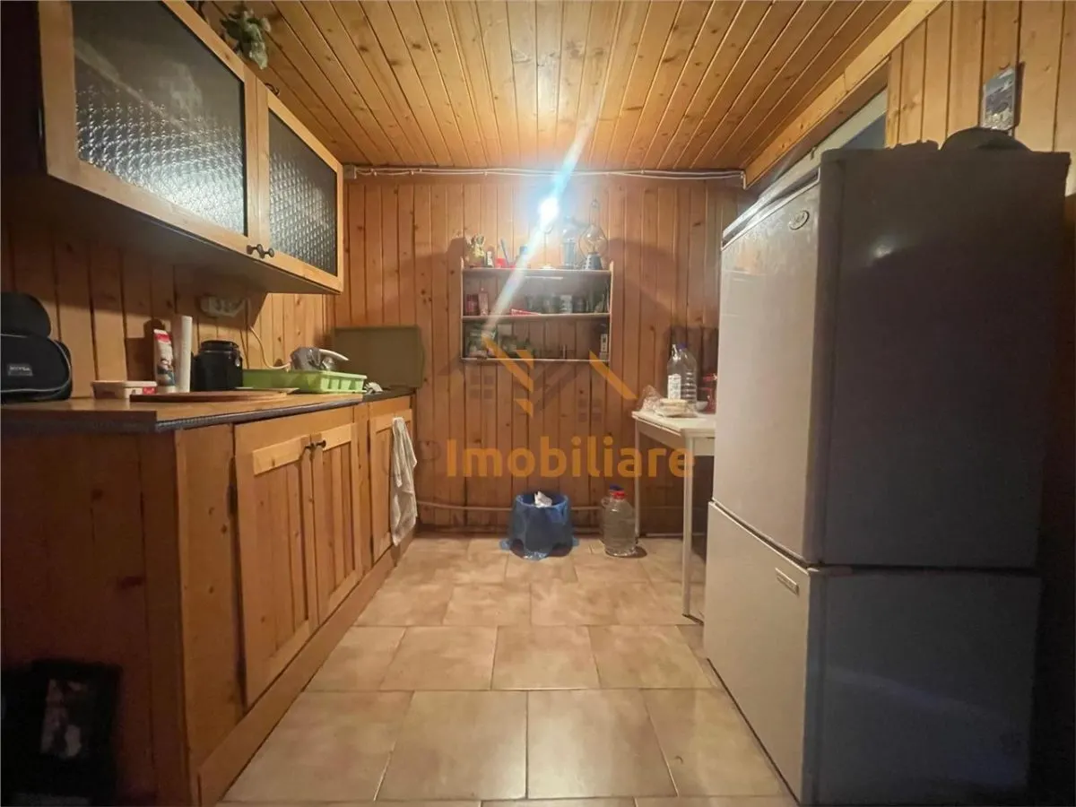 CASA DE VACANTA | 6 CAMERE | COADA LACULUI | BIHOR - foto 9