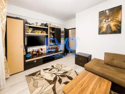 Apartament cu 2 camere, decomandat, parter, zona Galata Iasi-Voinesti - foto 2