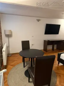 Garsoniera la pensiune in Centrul Istoric - foto 2