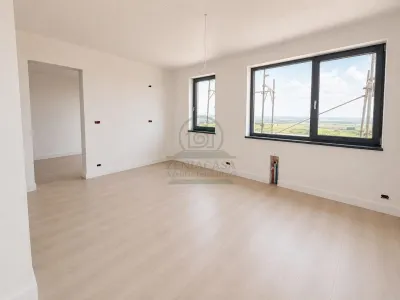 Casa 3 camere Tomesti Iasi + 650 mp teren - foto 5