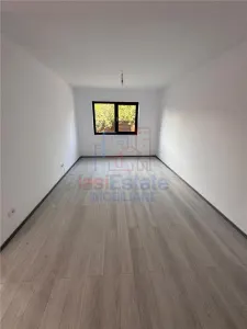 Zona capat CUG apartament 4 camere - foto 4