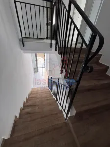 Zona capat CUG apartament 4 camere - foto 5