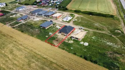 Casa Noua cu 4 camere si 3 bai - 136 m² | Teren 670 m² - foto 3