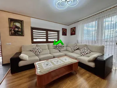 Casa de vanzare 5 camere 3 bai teren Cartierul Arhitectilor - Sibiu