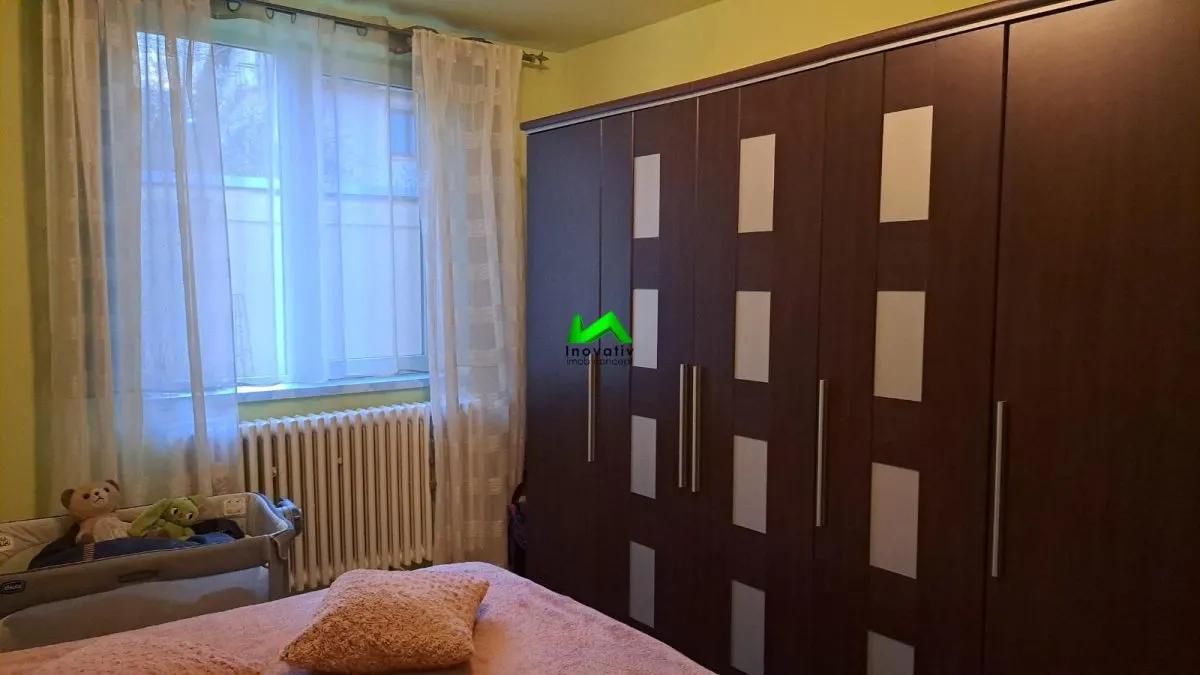 Casa de vanzare 5 camere Sibiu Central - foto 4